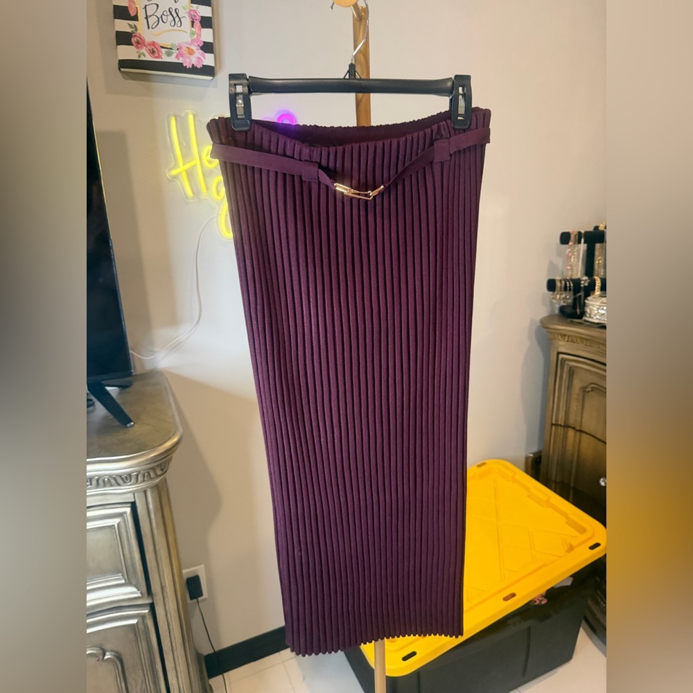 Zara Deep Burgundy Pencil Skirt